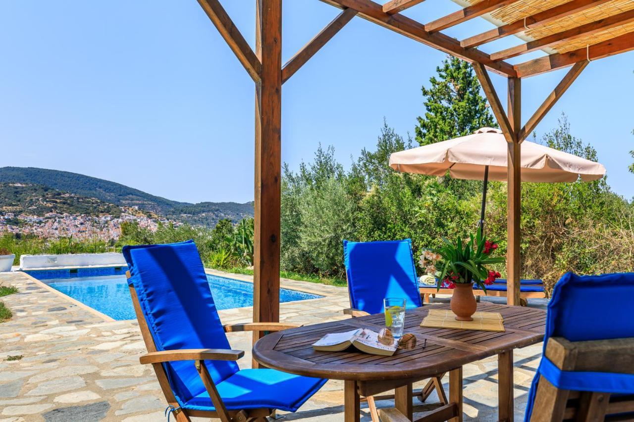 Villa Rodia With Swimming Pool On Skopelos Island Exterior foto